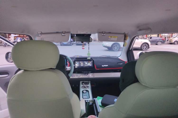 Used CHANGAN NEVO Lumin 2022 210km Sweet Edition Headliner