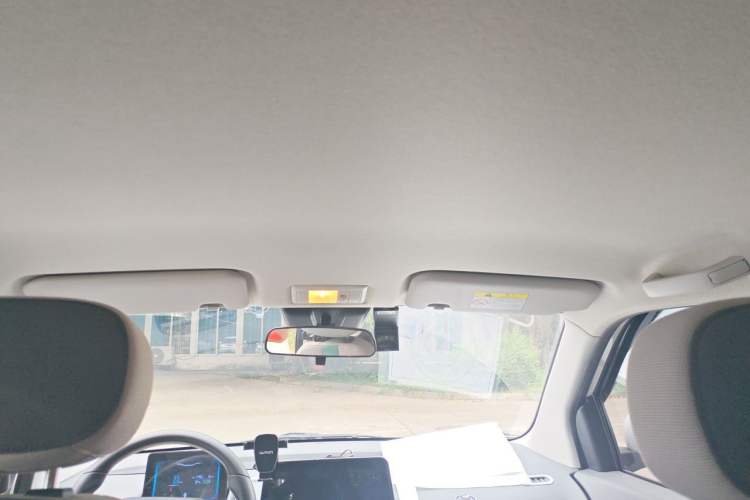 Used CHANGAN NEVO Lumin 2022 155 km – Refreshingly Sweet Edition Headliner