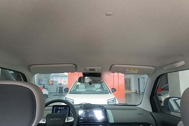 Used CHANGAN NEVO Lumin 2022 155 km – Refreshingly Sweet Edition Headliner