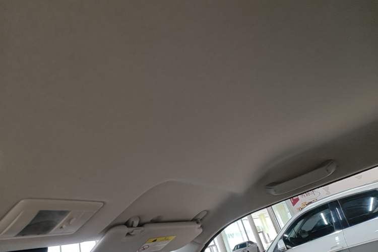 Used CHANGAN NEVO Lumin 2022 155 km – Refreshingly Sweet Edition Headliner