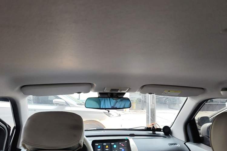 Used CHANGAN NEVO Lumin 2022 301km Honey-Sweet Version Headliner