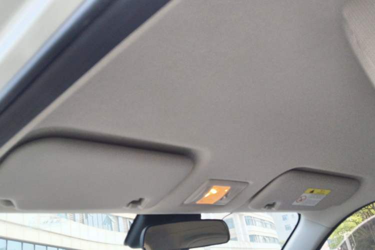 Used CHANGAN NEVO Lumin 2022 155 km – Refreshingly Sweet Edition Headliner