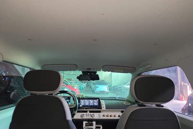 Used CHANGAN NEVO Lumin 2022 155 km – Refreshingly Sweet Edition Headliner