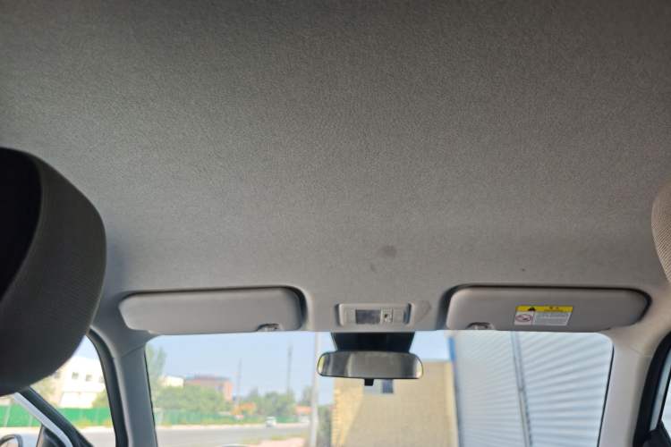 Used CHANGAN NEVO Lumin 2022 155 km – Refreshingly Sweet Edition Headliner