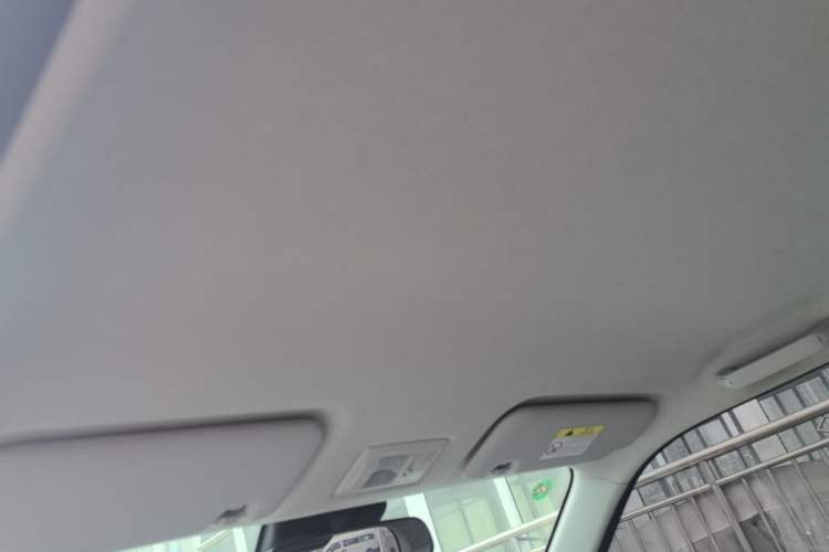 Used CHANGAN NEVO Lumin 2022 155 km – Refreshingly Sweet Edition Headliner