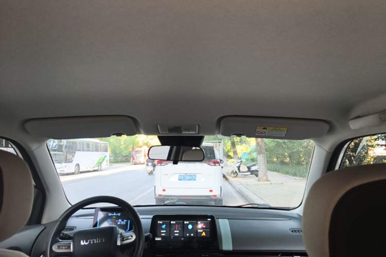 Used CHANGAN NEVO Lumin 2022 155 km – Refreshingly Sweet Edition Headliner