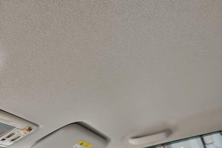 Used CHANGAN NEVO Lumin 2022 155 km – Refreshingly Sweet Edition Headliner