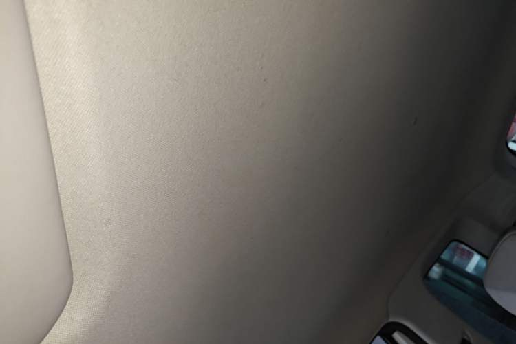 Used CHANGAN NEVO Lumin 2022 155 km – Refreshingly Sweet Edition Headliner