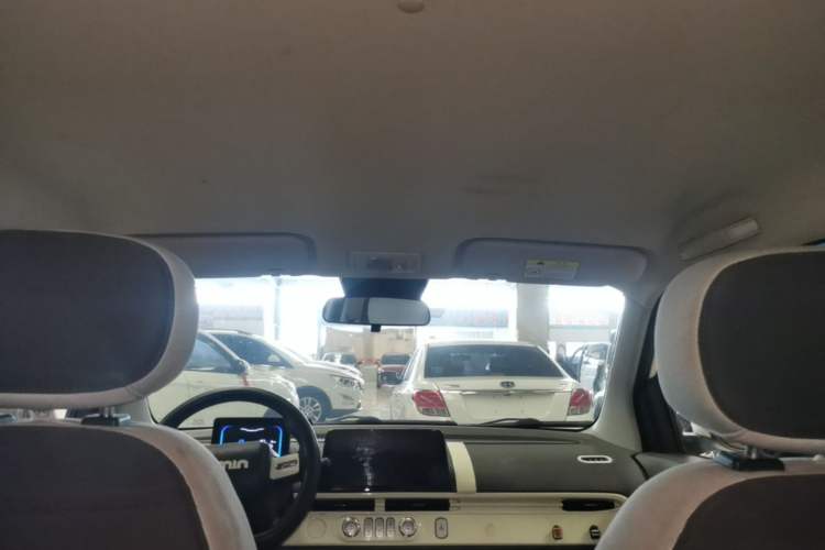 Used CHANGAN NEVO Lumin 2022 155 km – Refreshingly Sweet Edition Headliner