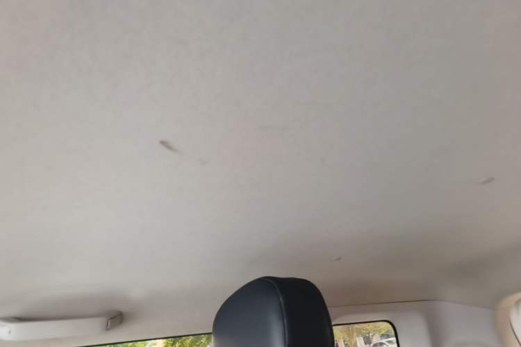 Used CHANGAN NEVO Lumin 2022 155 km – Refreshingly Sweet Edition Headliner