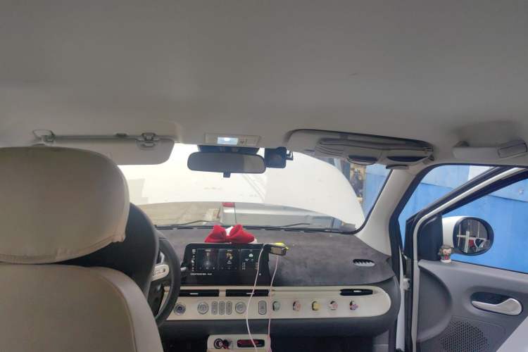 Used CHANGAN NEVO Lumin 2022 210km Sweet Edition Headliner