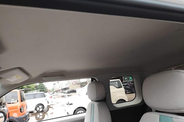 Used CHANGAN NEVO Lumin 2022 210km Sweet Edition Headliner