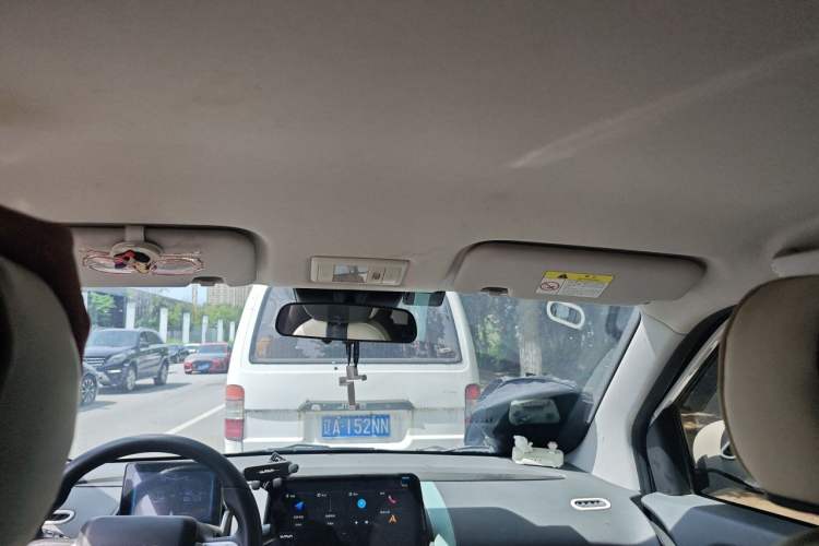 Used CHANGAN NEVO Lumin 2022 155 km – Refreshingly Sweet Edition Headliner
