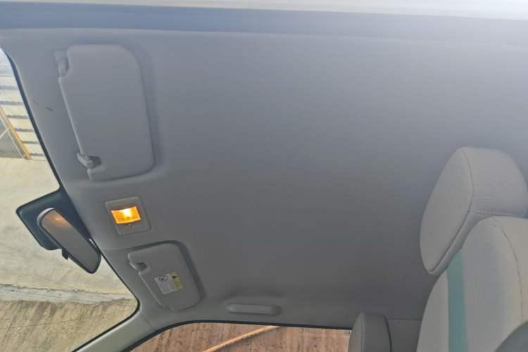 Used CHANGAN NEVO Lumin 2022 210km Sweet Edition Headliner