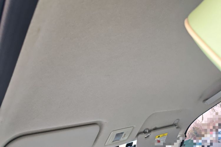 Used CHANGAN NEVO Lumin 2022 155 km – Refreshingly Sweet Edition Headliner