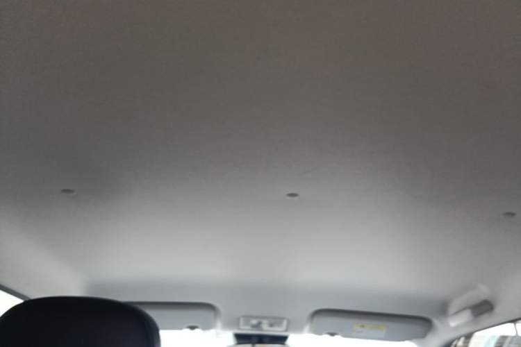 Used CHANGAN NEVO Lumin 2022 155 km – Refreshingly Sweet Edition Headliner