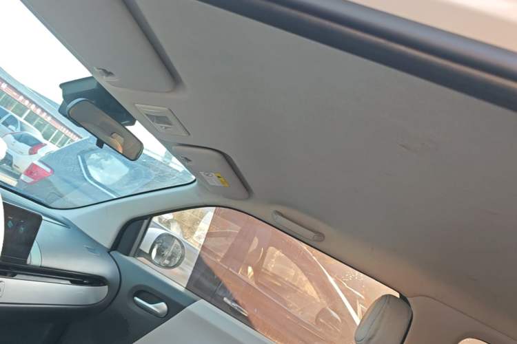 Used CHANGAN NEVO Lumin 2022 210km Sweet Edition Headliner