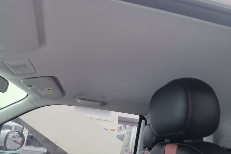 Used CHANGAN NEVO Lumin 2022 155 km – Refreshingly Sweet Edition Headliner