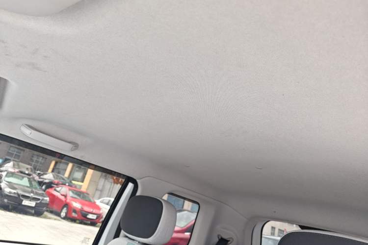 Used CHANGAN NEVO Lumin 2022 210km Sweet Edition Headliner