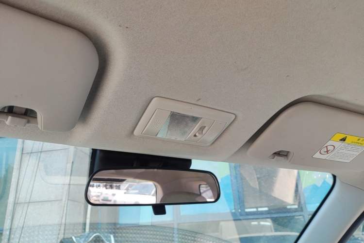 Used CHANGAN NEVO Lumin 2022 155 km – Refreshingly Sweet Edition Headliner