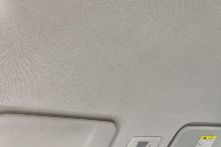 Used CHANGAN NEVO Lumin 2022 155 km – Refreshingly Sweet Edition Headliner