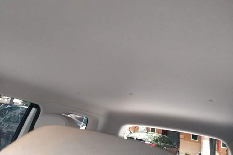 Used CHANGAN NEVO Lumin 2022 155 km – Refreshingly Sweet Edition Headliner