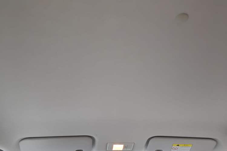 Used CHANGAN NEVO Lumin 2022 155 km – Refreshingly Sweet Edition Headliner