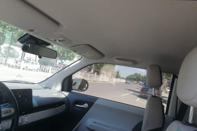 Used CHANGAN NEVO Lumin 2022 155 km – Refreshingly Sweet Edition Headliner