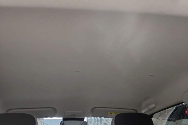 Used CHANGAN NEVO Lumin 2022 155 km – Refreshingly Sweet Edition Headliner