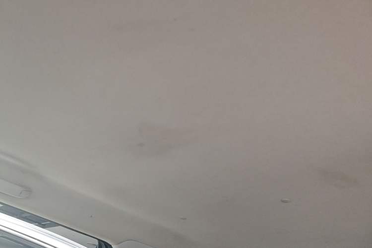 Used CHANGAN NEVO Lumin 2022 155 km – Refreshingly Sweet Edition Headliner