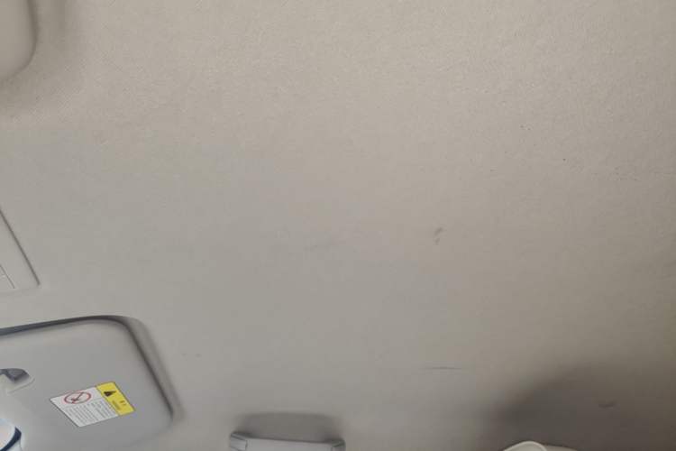 Used CHANGAN NEVO Lumin 2022 155 km – Refreshingly Sweet Edition Headliner