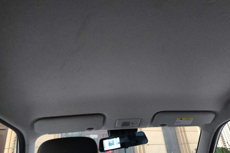 Used CHANGAN NEVO Lumin 2022 155 km – Refreshingly Sweet Edition Headliner