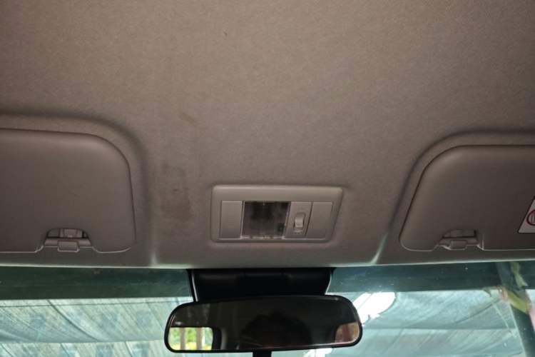Used CHANGAN NEVO Lumin 2022 155 km – Refreshingly Sweet Edition Headliner