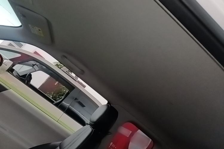 Used CHANGAN NEVO Lumin 2022 155 km – Refreshingly Sweet Edition Headliner