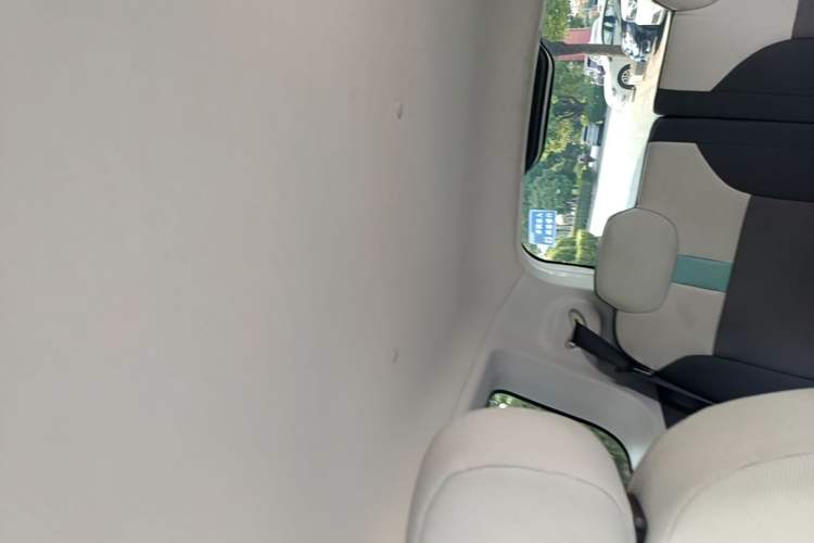 Used CHANGAN NEVO Lumin 2022 155 km – Refreshingly Sweet Edition Headliner