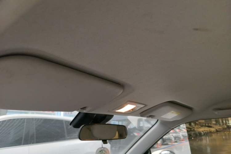 Used CHANGAN NEVO Lumin 2022 155 km – Refreshingly Sweet Edition Headliner