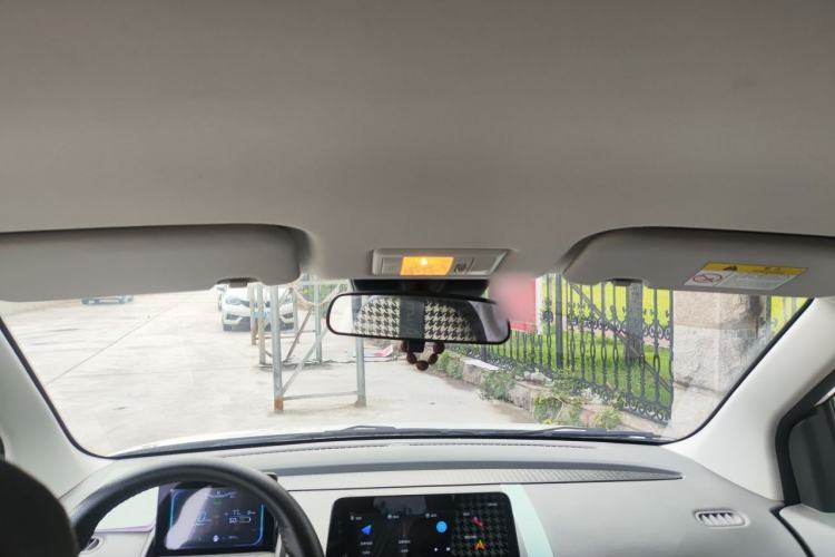 Used CHANGAN NEVO Lumin 2022 155 km – Refreshingly Sweet Edition Headliner