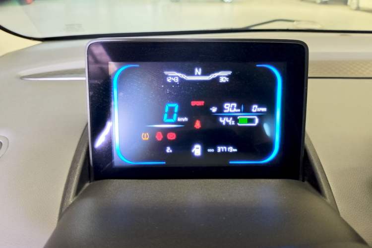 Used CHANGAN NEVO Lumin 2022 210km Sweet Edition Instrument Cluster