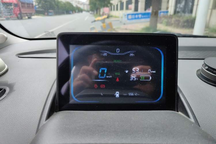 Used CHANGAN NEVO Lumin 2022 155 km – Refreshingly Sweet Edition Instrument Cluster