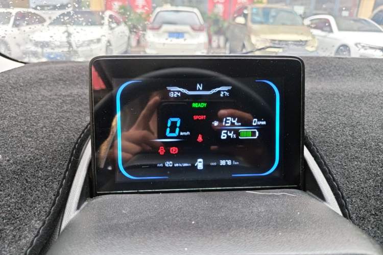 Used CHANGAN NEVO Lumin 2022 210km Sweet Edition Instrument Cluster