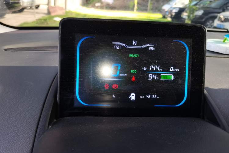Used CHANGAN NEVO Lumin 2022 155 km – Refreshingly Sweet Edition Instrument Cluster