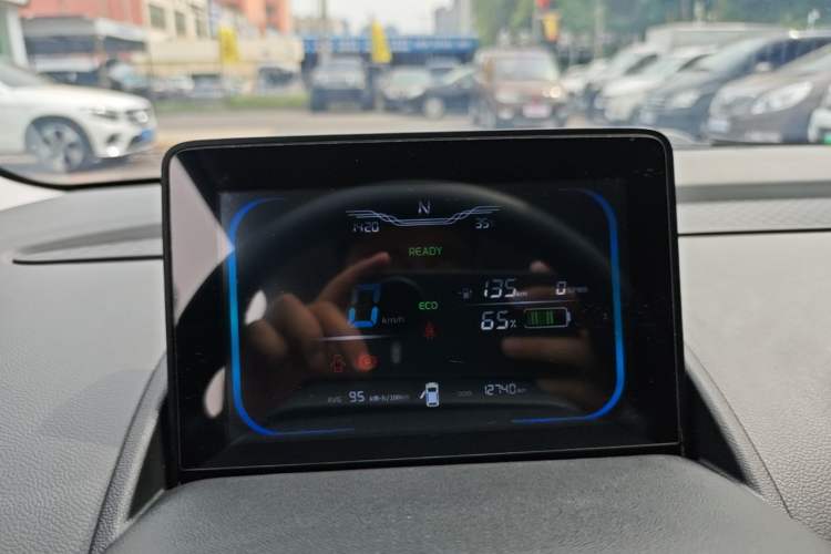 Used CHANGAN NEVO Lumin 2022 210km Sweet Edition Instrument Cluster