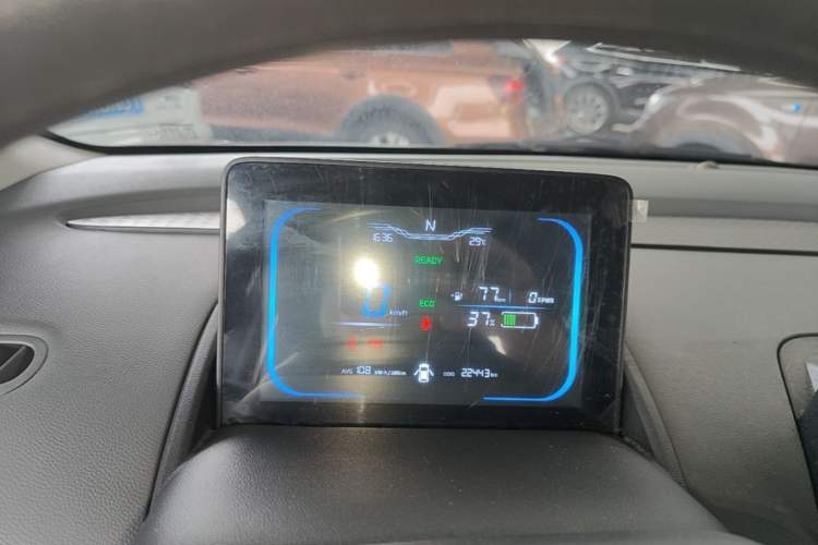 Used CHANGAN NEVO Lumin 2022 210km Sweet Edition Instrument Cluster
