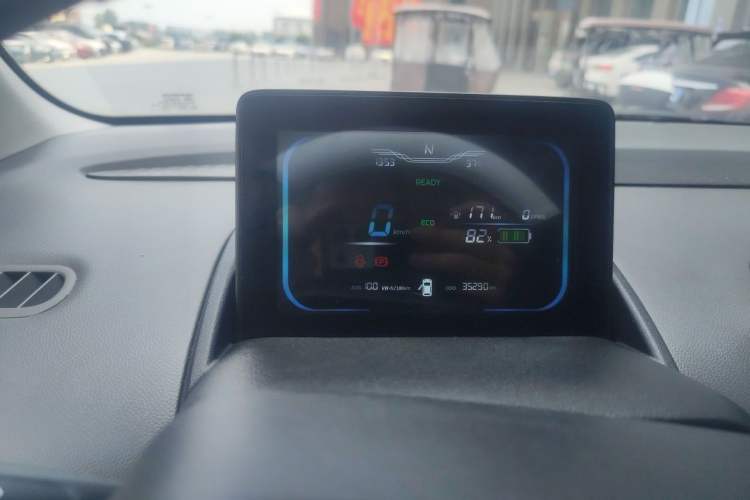 Used CHANGAN NEVO Lumin 2022 210km Sweet Edition Instrument Cluster