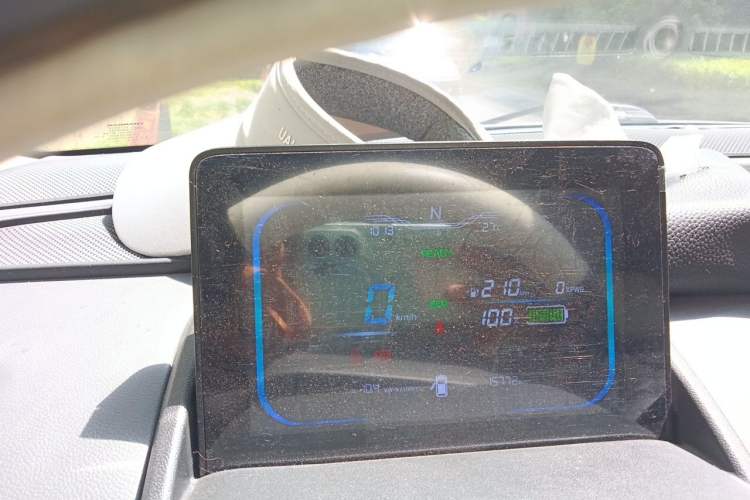 Used CHANGAN NEVO Lumin 2022 210km Sweet Edition Instrument Cluster