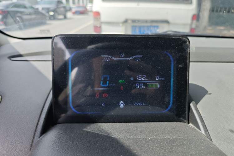 Used CHANGAN NEVO Lumin 2022 155 km – Refreshingly Sweet Edition Instrument Cluster
