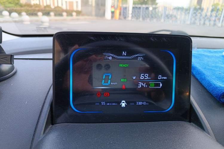 Used CHANGAN NEVO Lumin 2022 210km Sweet Edition Instrument Cluster