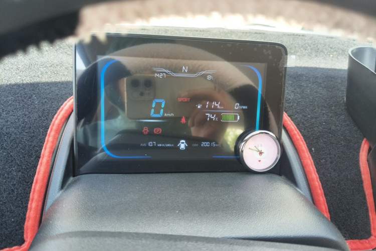 Used CHANGAN NEVO Lumin 2022 155 km – Refreshingly Sweet Edition Instrument Cluster