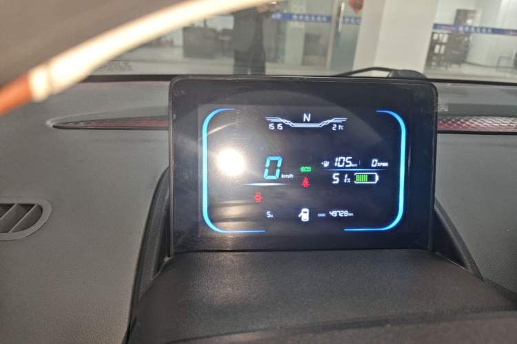 Used CHANGAN NEVO Lumin 2022 210km Sweet Edition Instrument Cluster