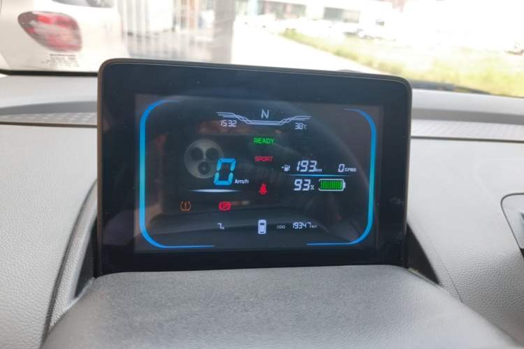 Used CHANGAN NEVO Lumin 2022 210km Sweet Edition Instrument Cluster